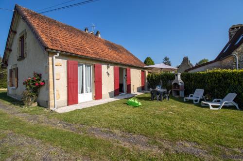 Saint-Andre-dAllas House | Top-Rated Family Stay at Gîte La Salamandre
