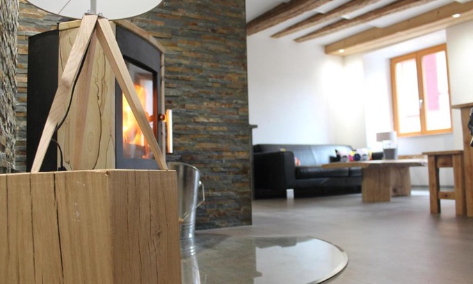 Ribeauville Apartment | Budget-Friendly Gite le 16 with Spa & Child-Friendly Dining