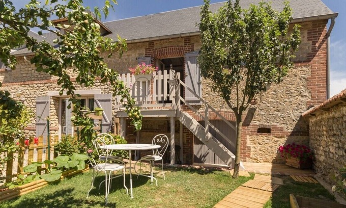 Fontaine-Bellenger Cottage | Gite Le Cottage des Oliviers