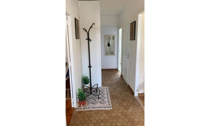 Saint-Aignan House | Family-Friendly Gîte "Le Refuge" Near the Zoo