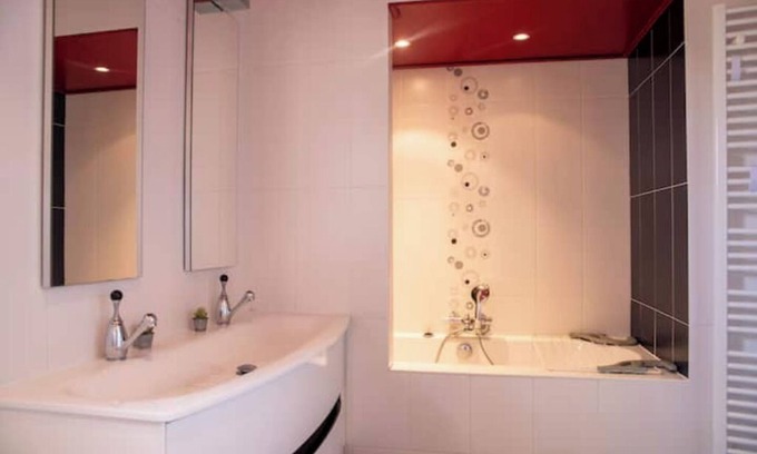 Les Aubiers House | GITE Le saule en scie - 14 pers, SPA all year round