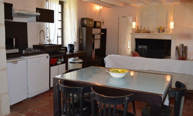 Le Tranger Cottage | Cozy Gite Le Tranger: Ideal for Families and Pets