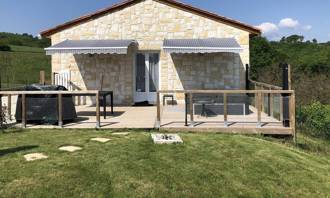 Saint-Cybranet House | Gîte Lealy: Private Spa, Pool & Family-Friendly Retreat