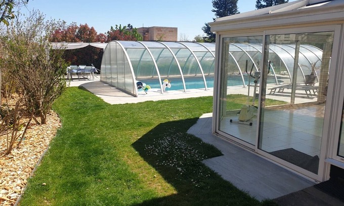 Cernay Cottage | Inviting Gite 'Les 3 Cigognes' with Pool & Veranda in CERNAY