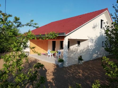 Le Fied House | Gite les Carriaux: Guest Rated 9.3 with Ocean Front Views