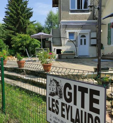 Pionsat Apartment | Pet-Friendly Retreat at Gite Les Eylauds - Rated 8.8/10