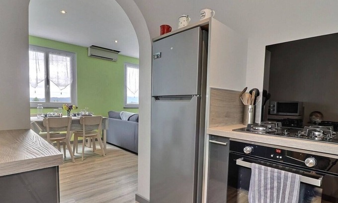 Vals-les-Bains House | Budget-Friendly Gite Les Figères with Family-Friendly Amenities