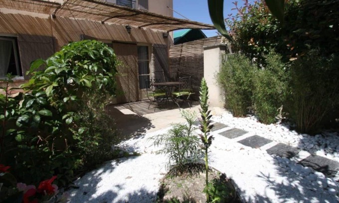 Molleges House | Cozy Gite Les Glycines with Pool and Kitchen Amenities