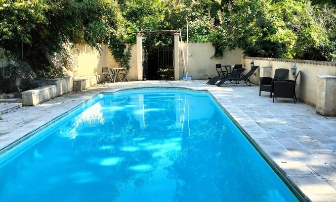 Fonroque House | Relax at Gite les Roches: Poolside Retreat in Eymet