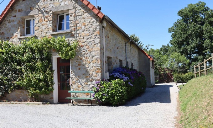 Le Lorey Cottage | Gite Marigny-le-Lozon-Marigny, 3 bedrooms, 5 persons