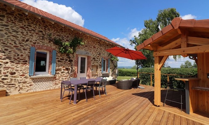 Maurs Cottage | Relaxing Gite Maurs: 2 Bedrooms with Spa and Breakfast