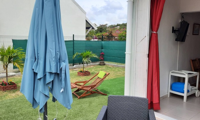 Sainte-Anne Apartment | Pet-Friendly Muskad Gîte with Oceanfront Views & Spa