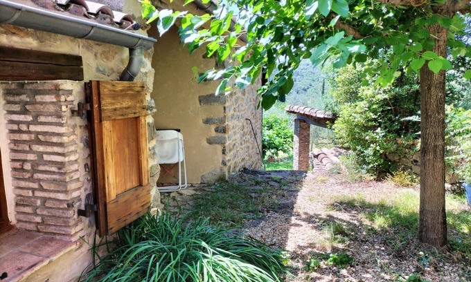 Monoblet House | Relax in Gite Nature: Pool, Spa & Family-Friendly Retreat