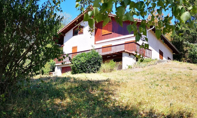 Nayemont-les-Fosses Cottage | Gite Nayemont-les-Fosses, 4 bedrooms, 7 persons