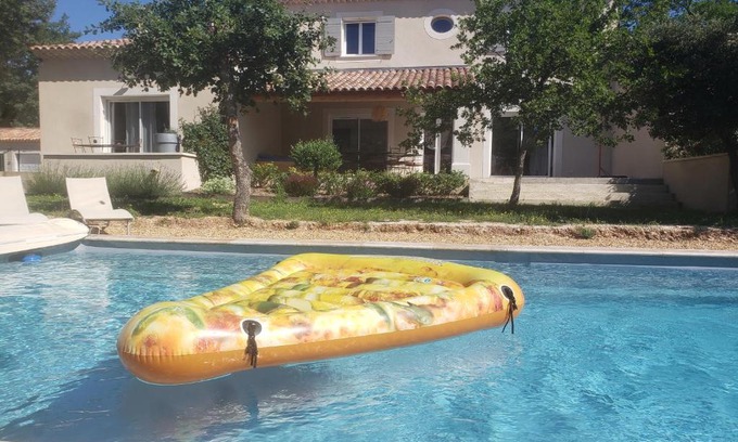 Croagnes House | Bright Gite Neuf with Inviting Pool & Perfect Reviews