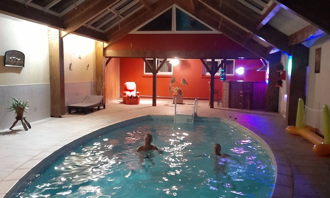 Niherne Cottage | Gite Niherne: Spacious Retreat with Pool and Pet-Friendly Stay