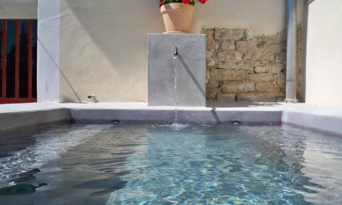 Monteux House | Gîte of the Mas des Trempadous: Family-Friendly Retreat