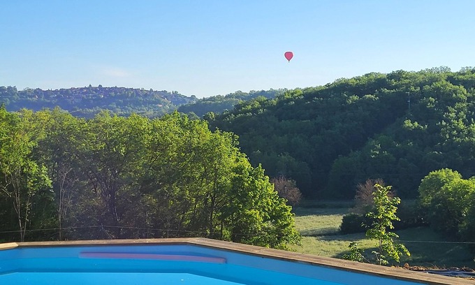 Cenac-et-Saint-Julien House | Tranquil Gîte with Private Pool and Spa Near Domme