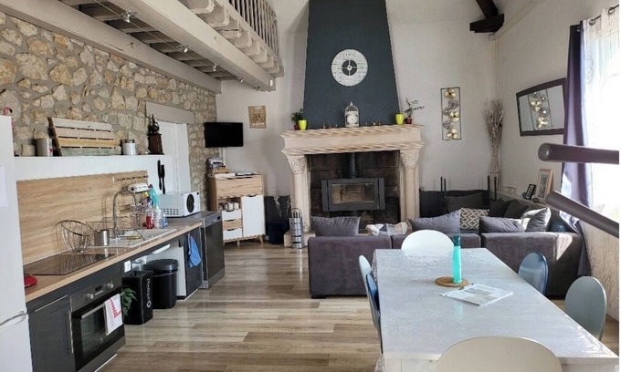 Sainte-Maure-de-Touraine House | Explore Gite Piscine Spa Near Futuroscope and Chateaux
