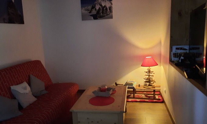 Marnaz Apartment | Cozy Gite Pas sans peine: Central Haute-Savoie Retreat