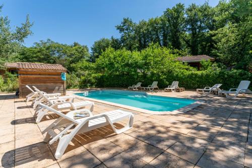 Mirabel-aux-Baronnies Ski Chalet | Guest Rated: 10/10 at Gite Serpolet with Pool Access