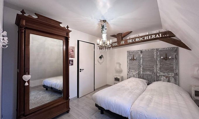Souvigny Cottage | Family-Friendly Gite Souvigny with 4 Cozy Bedrooms
