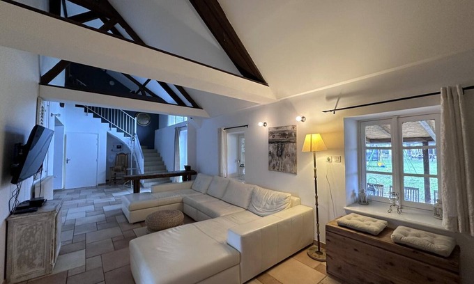 Souvigny Cottage | Family Retreat: Gite Souvigny with Pool and Pet-Friendly Amenities