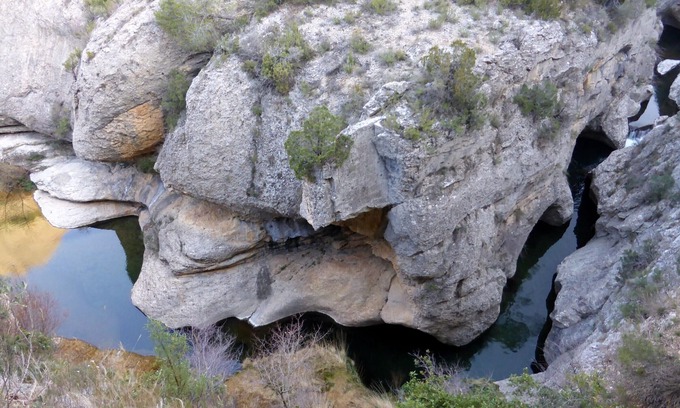 Ulldemolins Cottage | Relaxing Getaway at Gite Ulldemolins with Pool & Spa