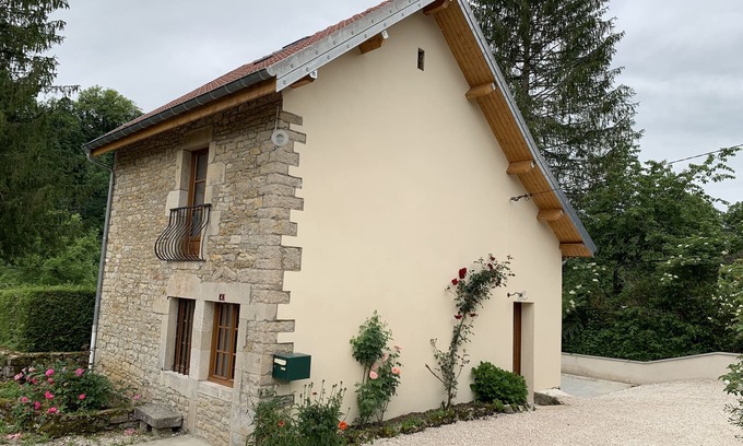 Scey-Maisieres House | Unforgettable Gite Vallée of the Old Distillery Retreat