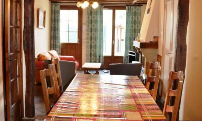 Villenauxe-la-Grande House | Cozy Gîte Villenauxe-la-Grande for 2 – Guest Rated 10/10