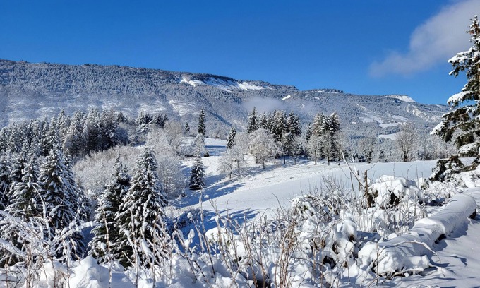 Lans-en-Vercors House | Escape to Gite vue Magnifique in Ensoleillé Vercors