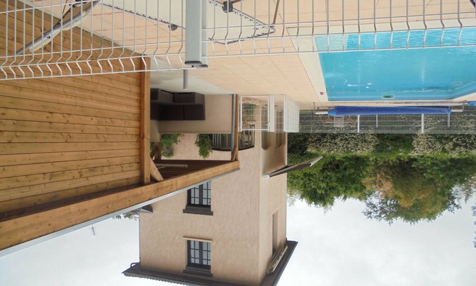 Frans House | Relaxing Gites with Pool & Ocean View near Villefranche
