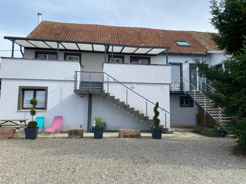 Munwiller House | Experience Gites Bretzel et Cigogne: Oceanfront Bliss Awaiting