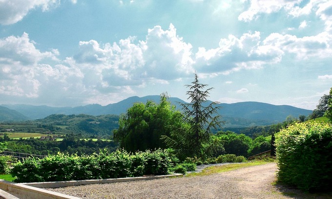 Pont-en-Royans House | Petrichor Retreat: Breathtaking Vercors Views Await
