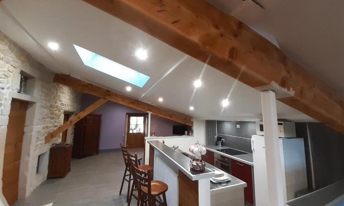 Jasseron Apartment | Child-Friendly Gites les Maisons Rouges, Rated 9.4/10