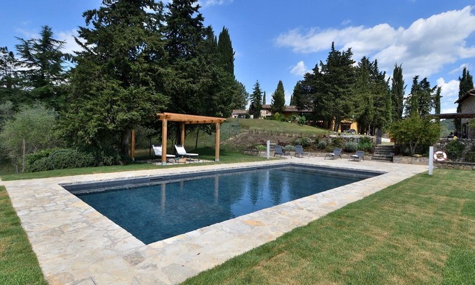 Gaiole in Chianti Villa | Discover Gittori in Gaiole: Family-Friendly with Pool