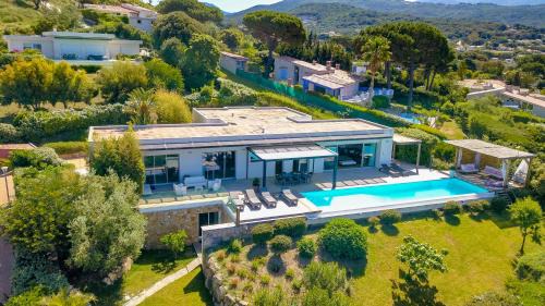 Grosseto-Prugna Villa | Elegant Villa Giulia with Ocean View Pool in Porticcio