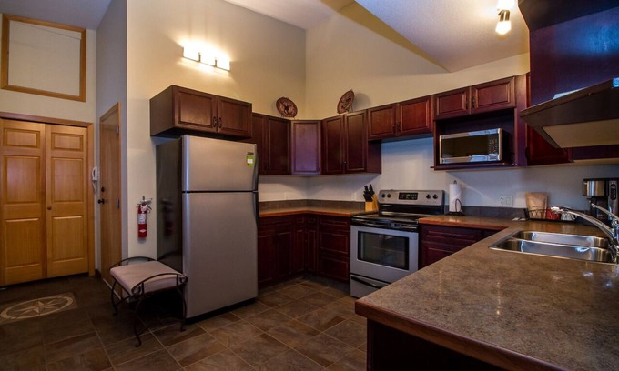 Revelstoke Condo | Guest Rated 10/10: Give Something Back Retreat Awaits