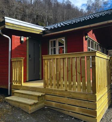Flam House | Gjørven Hytter: Family & Pet-Friendly Retreat with 9.3 Rating