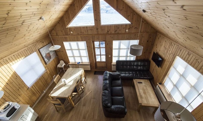 Blonduos Cottage | Cozy Glaðheimar Cottages with Spa and Pet-Friendly Amenities