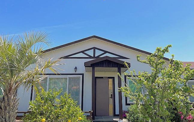Aewol House | Discover Gla Aewol: 4-Star Family-Friendly Retreat