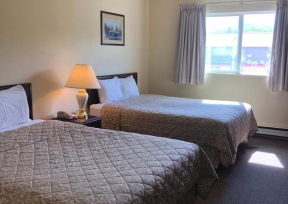 Valdez Hotel | Inviting Glacier Hotel: Family-Friendly & Accessible Stays