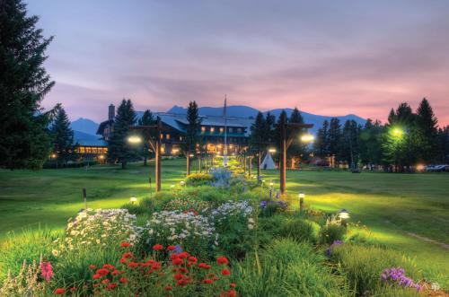 East Glacier Park Village Cabin | Discover Glacier Park Lodge: Family-Friendly Retreat