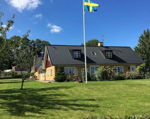 Simrishamn House | Experience Gladsax Gamla Gård: Family-Friendly Retreat