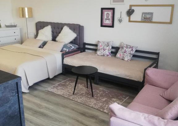 Hustopece Apartment | Chic GLAM Apartmán Hustopeče - Family-Friendly Retreat!