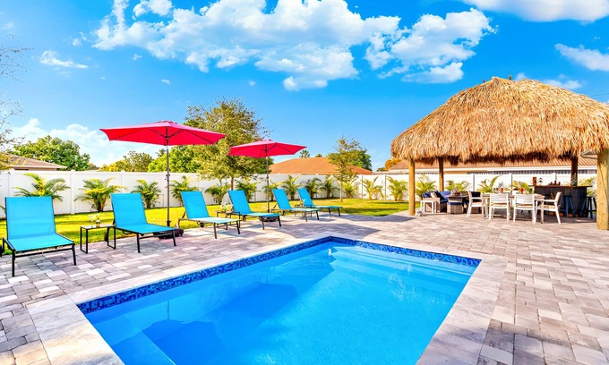 Delray Beach House | Modern Home in Delray Beach with Huge Patio & Game Room