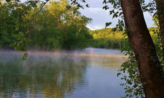 Luray RV Rental | Escape to Waterfront Glamping on the Shenandoah River!