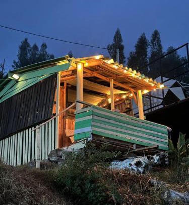 Duitama House | Eco-Friendly Cabaña: Perfect for Family and Pets