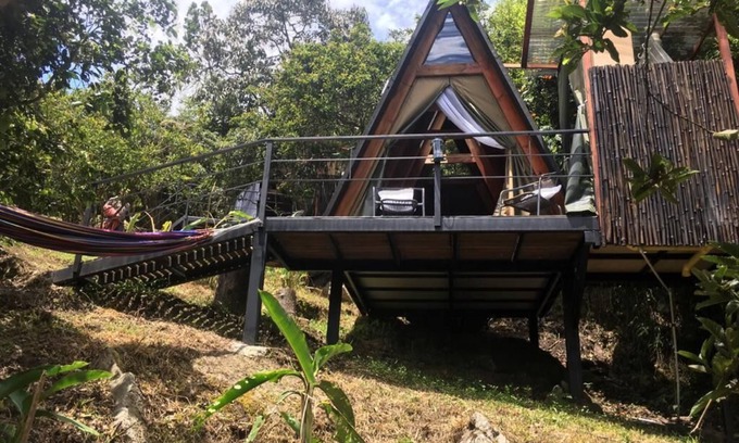 Ubaque Hotel | Discover Glamping Laguna Sagrada: Pool & Spa Retreat
