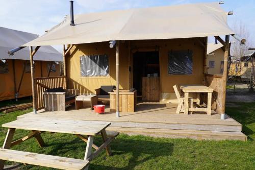 Heusden Gem Asten Other | Unique Glamping Experience with Private Amenities for 5